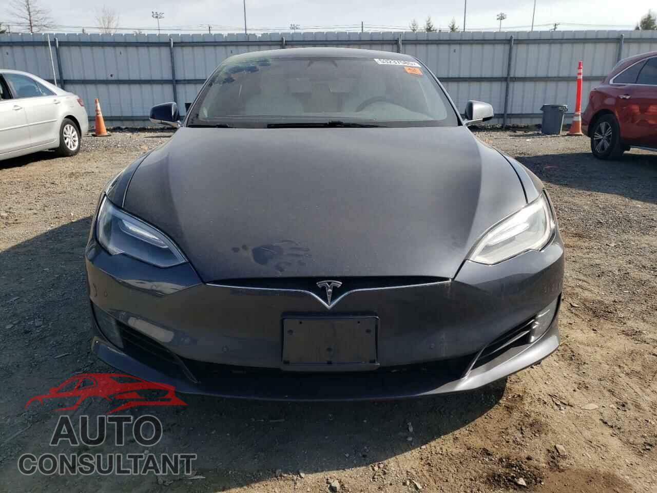 TESLA MODEL S 2017 - 5YJSA1E14HF199502