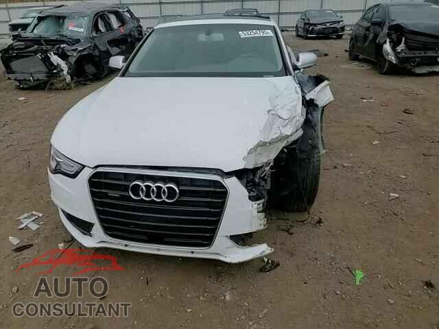 AUDI A5 2013 - WAUCFAFR2DA018360