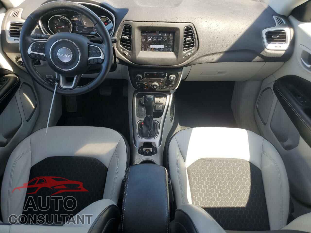 JEEP COMPASS 2017 - 3C4NJDBB6HT672068