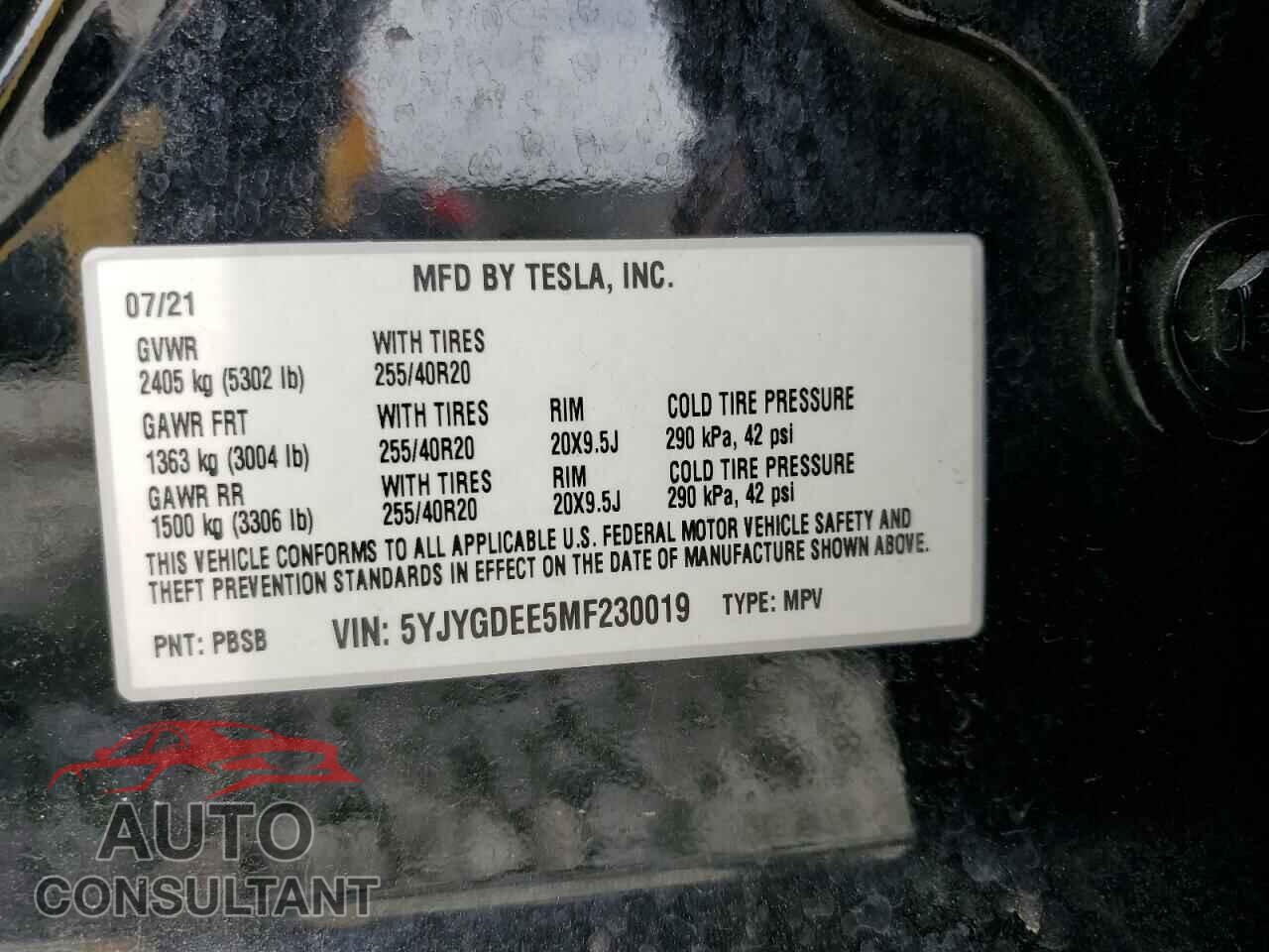 TESLA MODEL Y 2021 - 5YJYGDEE5MF230019
