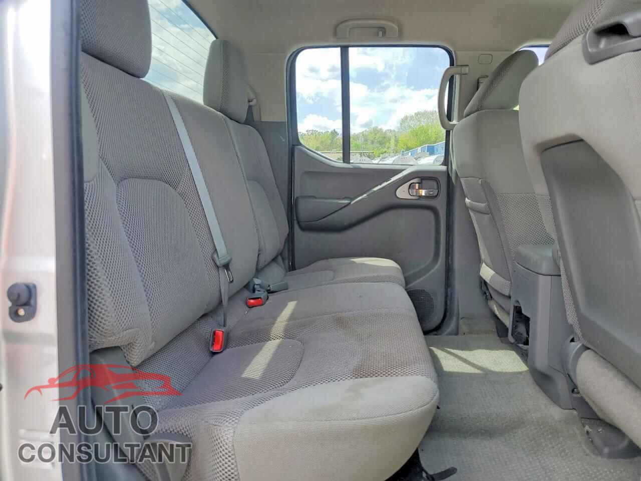 NISSAN FRONTIER 2013 - 1N6AD0EV1DN735587