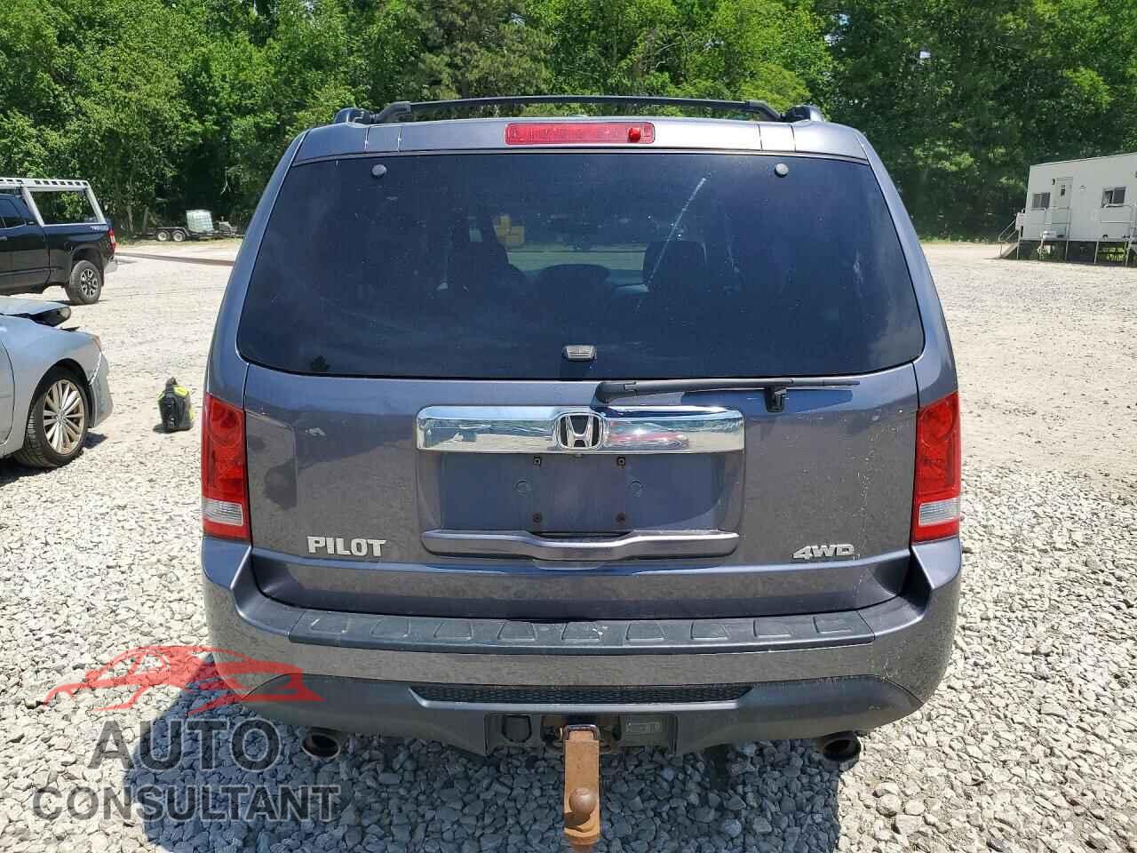 HONDA PILOT 2014 - 5FNYF4H5XEB008656
