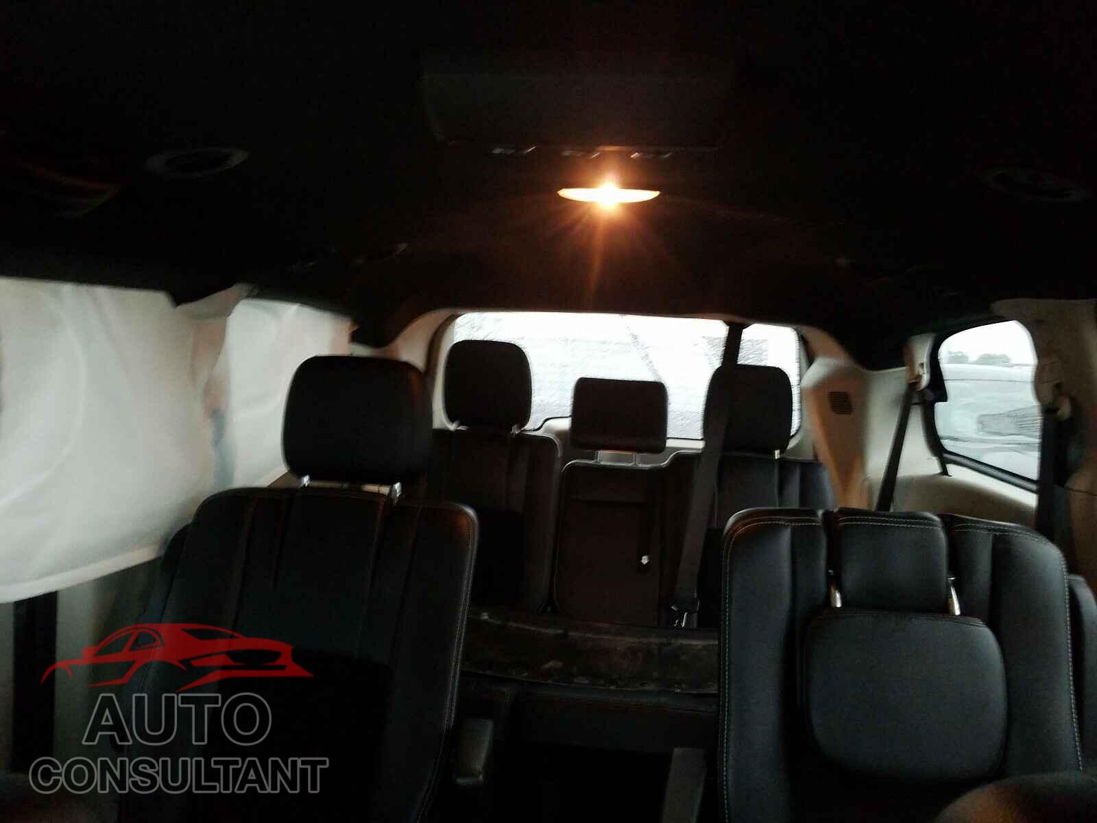 DODGE GRAND CARA 2019 - 2C4RDGCG6KR520483