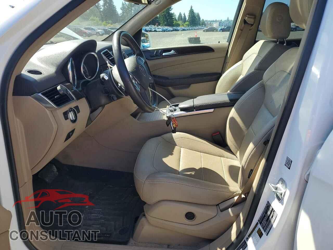 MERCEDES-BENZ M-CLASS 2015 - 4JGDA5HB1FA613440