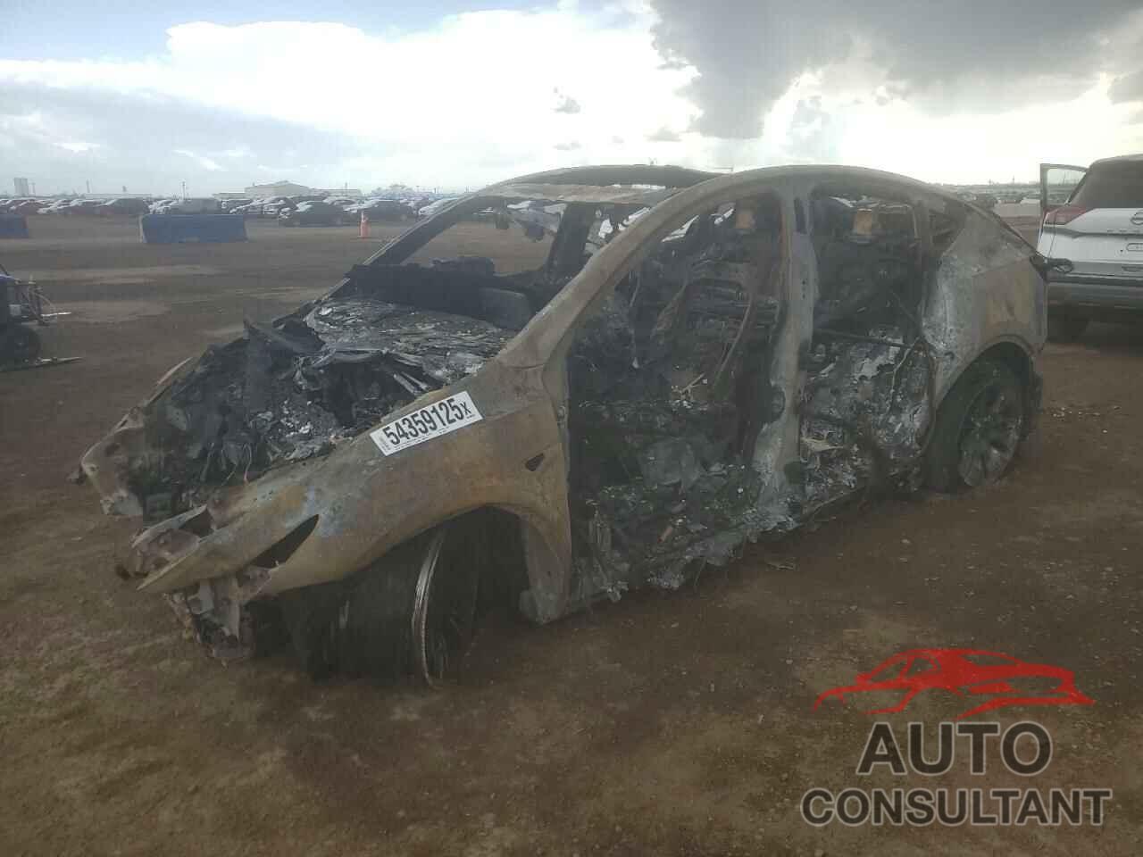 TESLA MODEL Y 2025 - 7SAYGAEE9SF297091