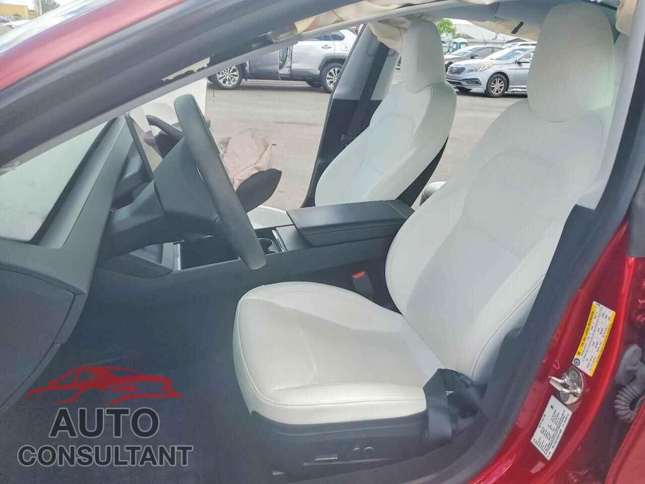 TESLA MODEL 3 2024 - 5YJ3E1EA6RF814948