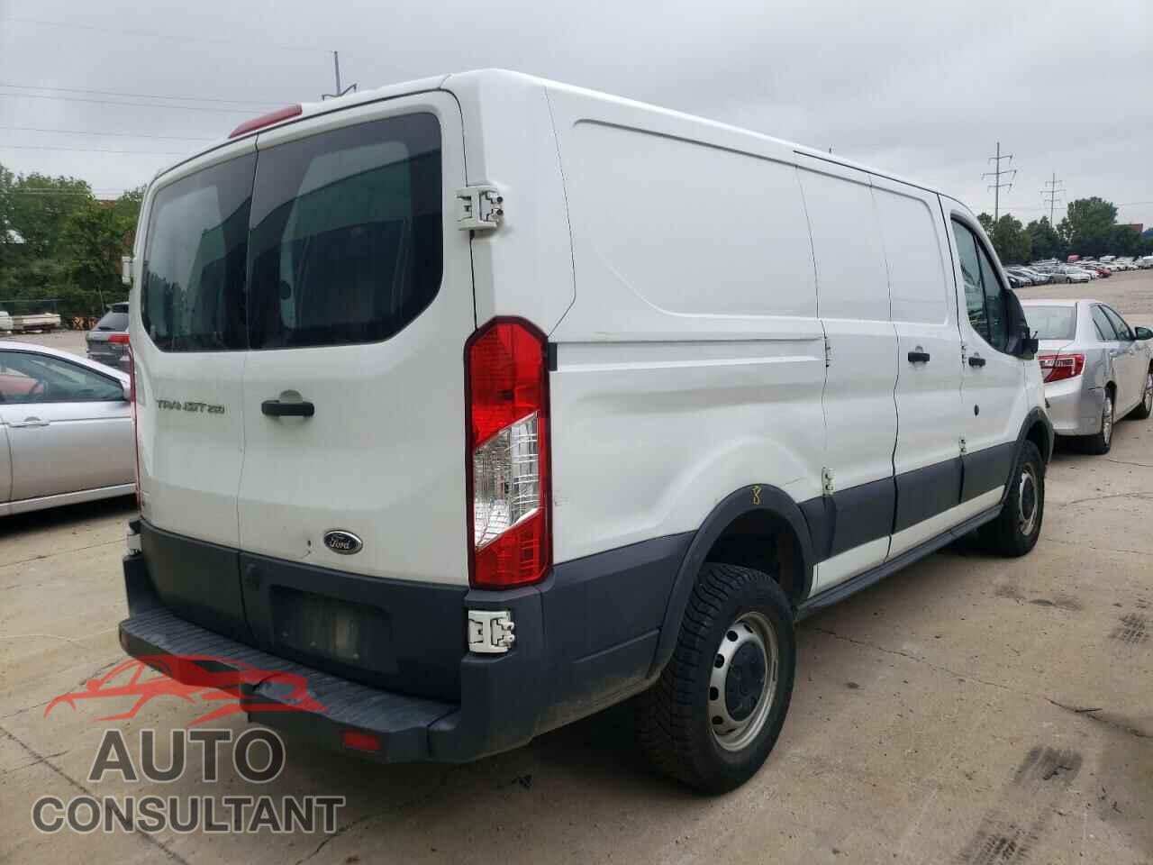 FORD TRANSIT 2016 - 1FTYR1ZM8GKB40705