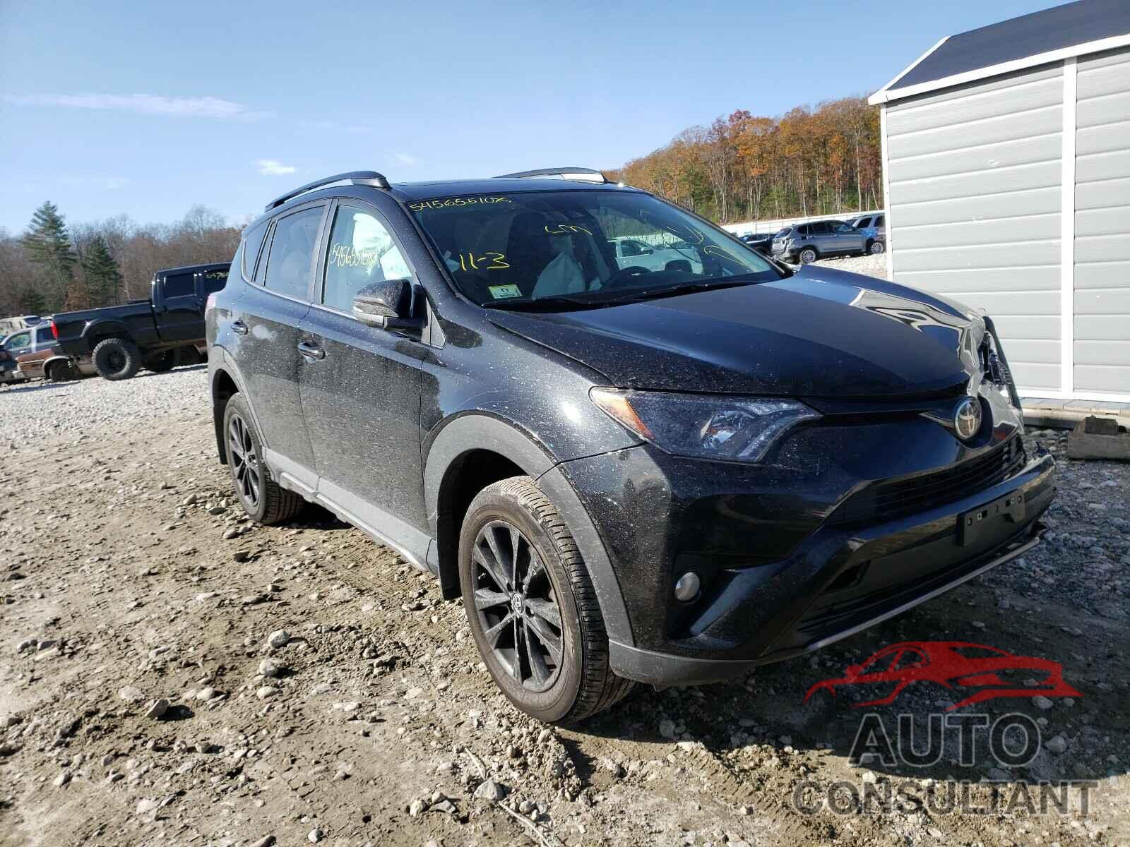 TOYOTA RAV4 2018 - 2T3RFREV8JW705530
