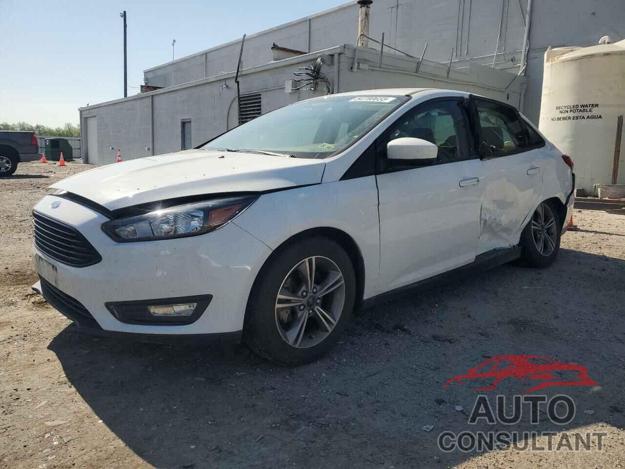 FORD FOCUS 2018 - 1FADP3FE0JL256985