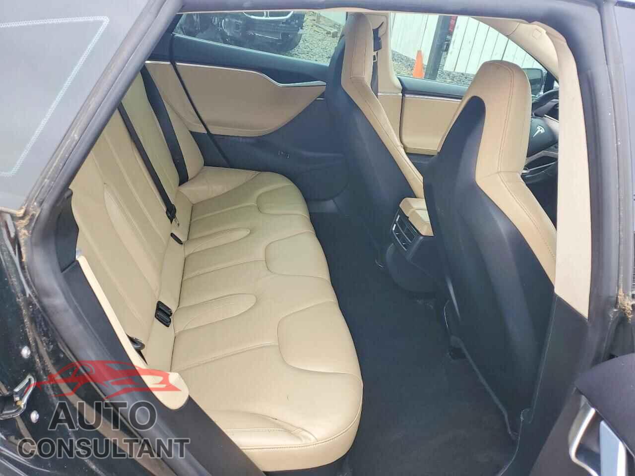 TESLA MODEL S 2013 - 5YJSA1CN6DFP15634