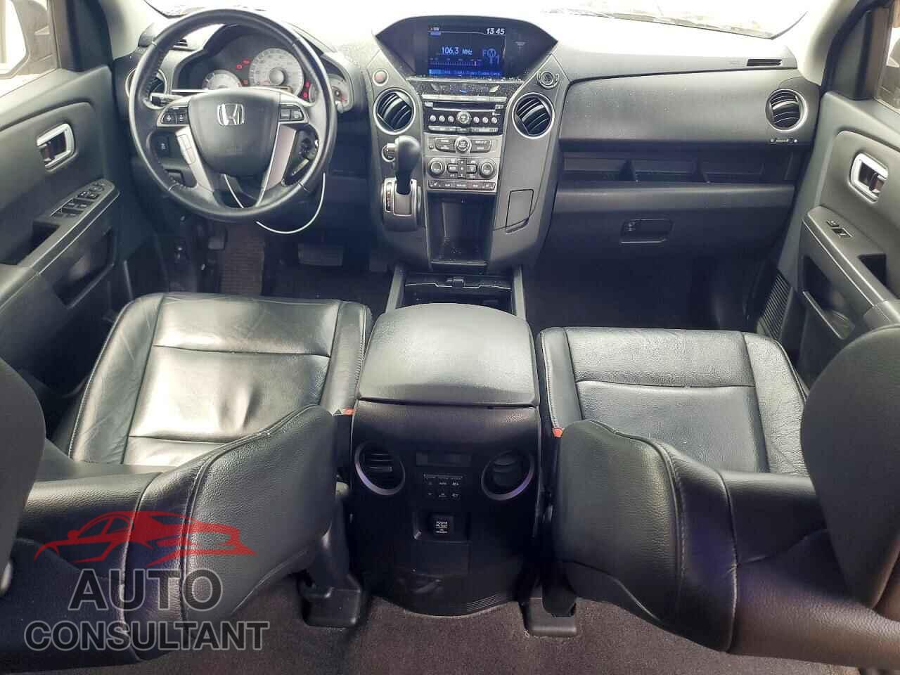 HONDA PILOT 2012 - 5FNYF4H50CB062139