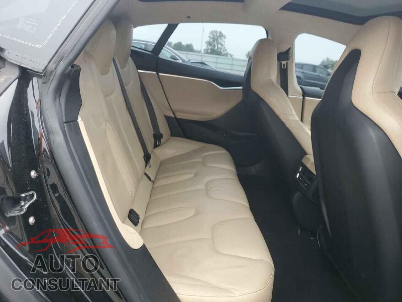 TESLA MODEL S 2016 - 5YJSA1E15GF142188