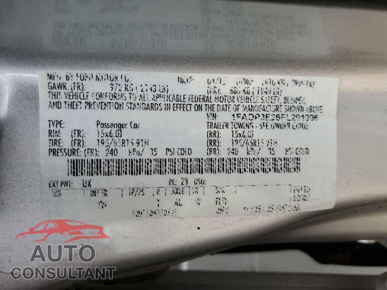 FORD FOCUS 2015 - 1FADP3E26FL291996