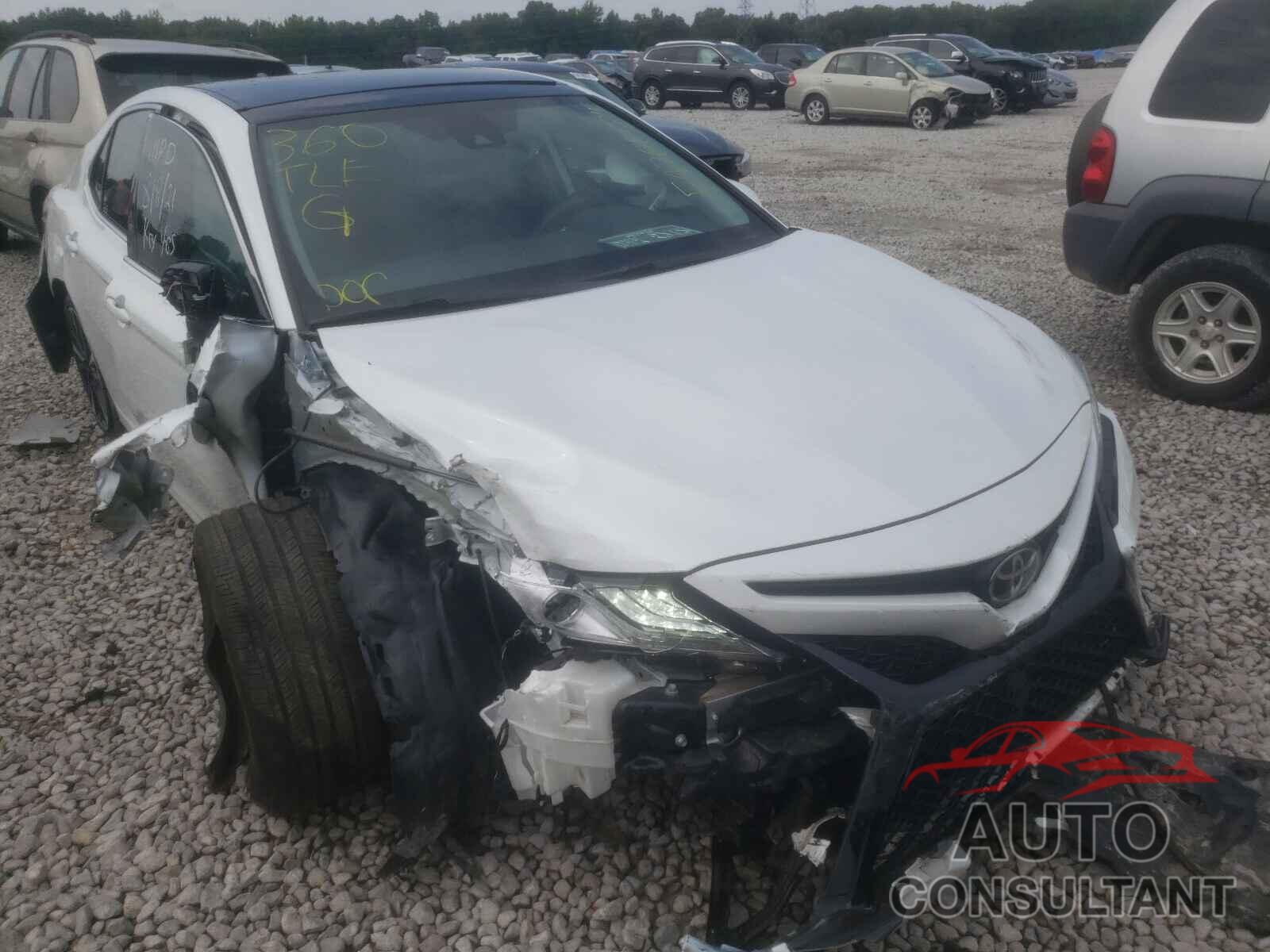 TOYOTA CAMRY 2019 - 4T1B61HK0KU681951