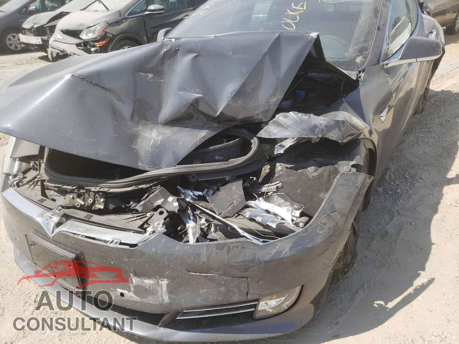 TESLA MODEL S 2018 - 5YJSA1E26JF297929