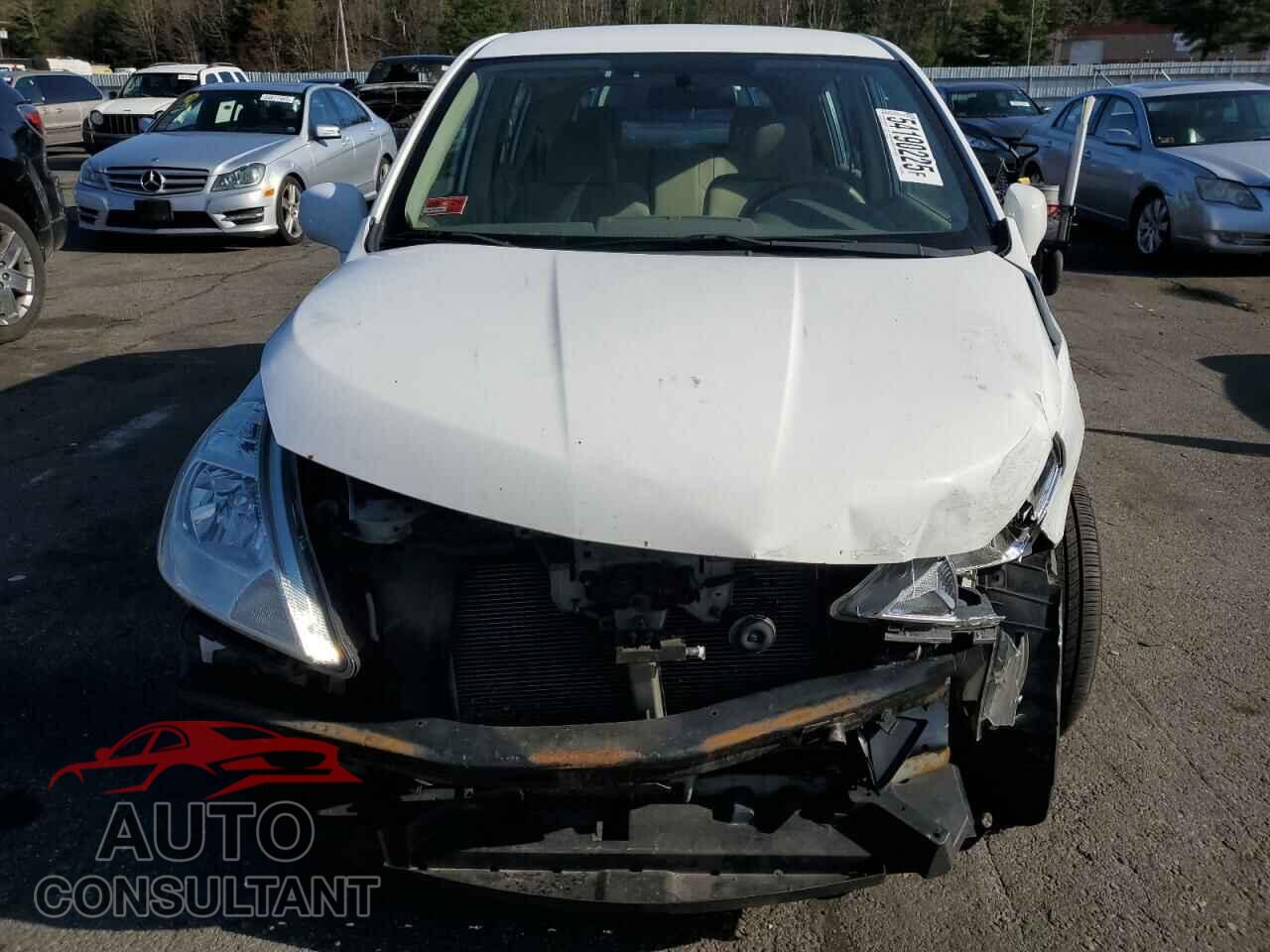 NISSAN VERSA 2011 - 3N1BC1CP1BL377833