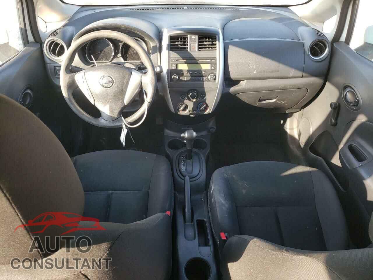 NISSAN VERSA 2017 - 3N1CE2CP1HL372256