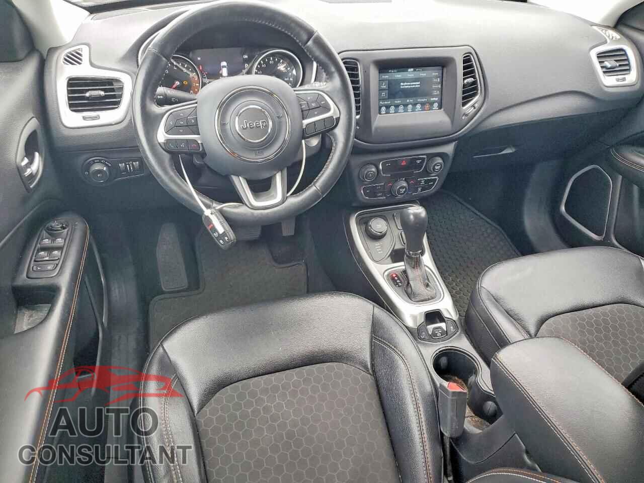 JEEP COMPASS 2019 - 3C4NJDBB7KT597629
