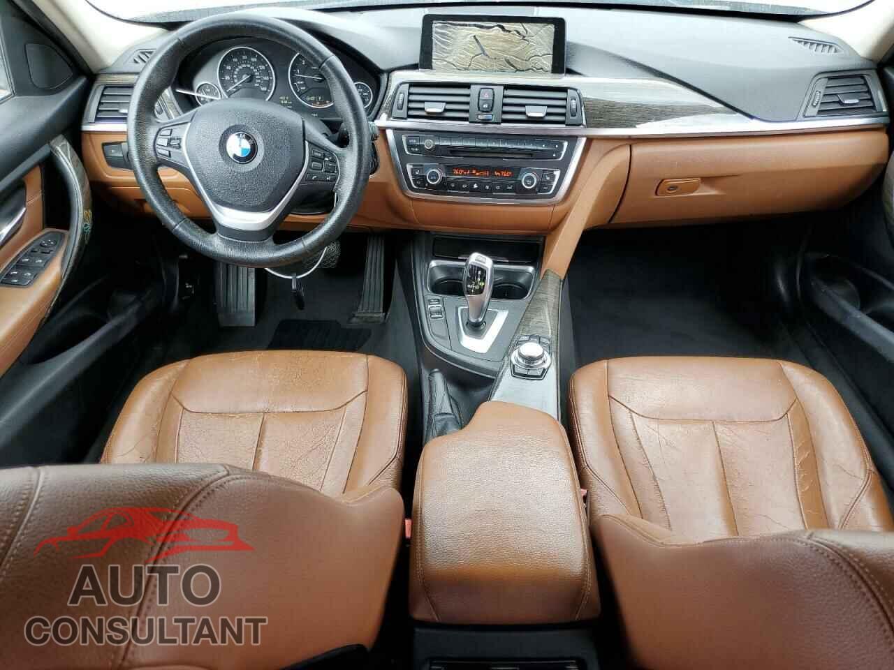 BMW 3 SERIES 2013 - WBA3C1G54DNR46717