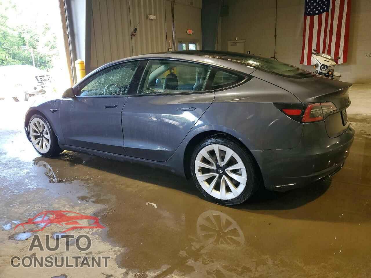 TESLA MODEL 3 2023 - 5YJ3E1EAXPF450157