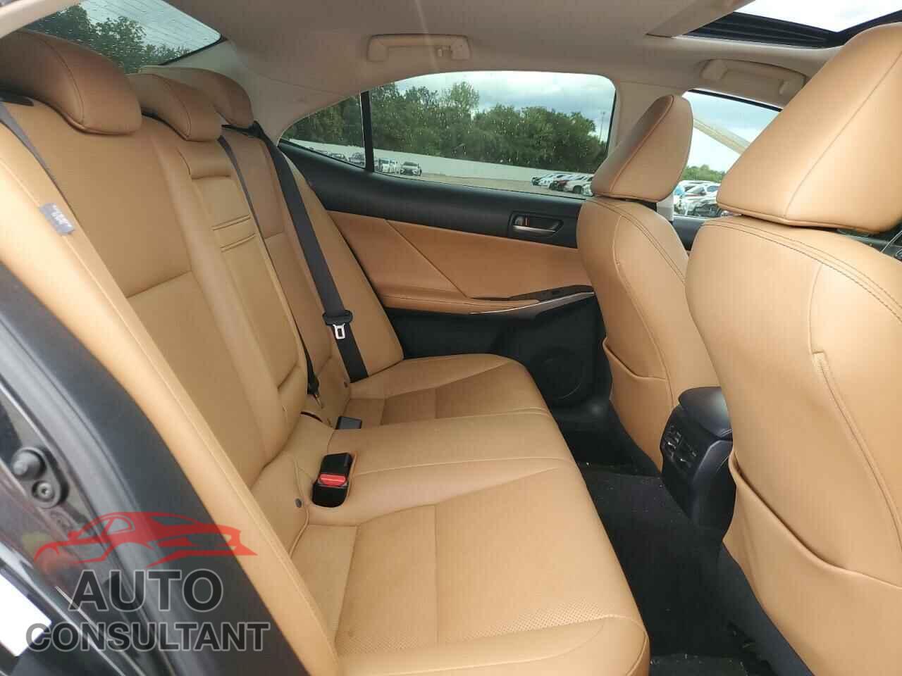 LEXUS IS 2017 - JTHCM1D21H5016112