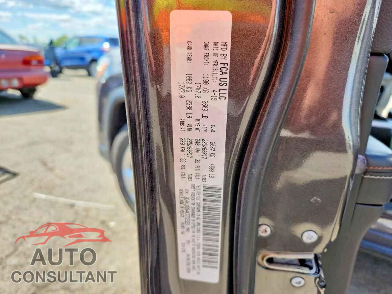 JEEP COMPASS 2019 - 3C4NJDBB4KT772323