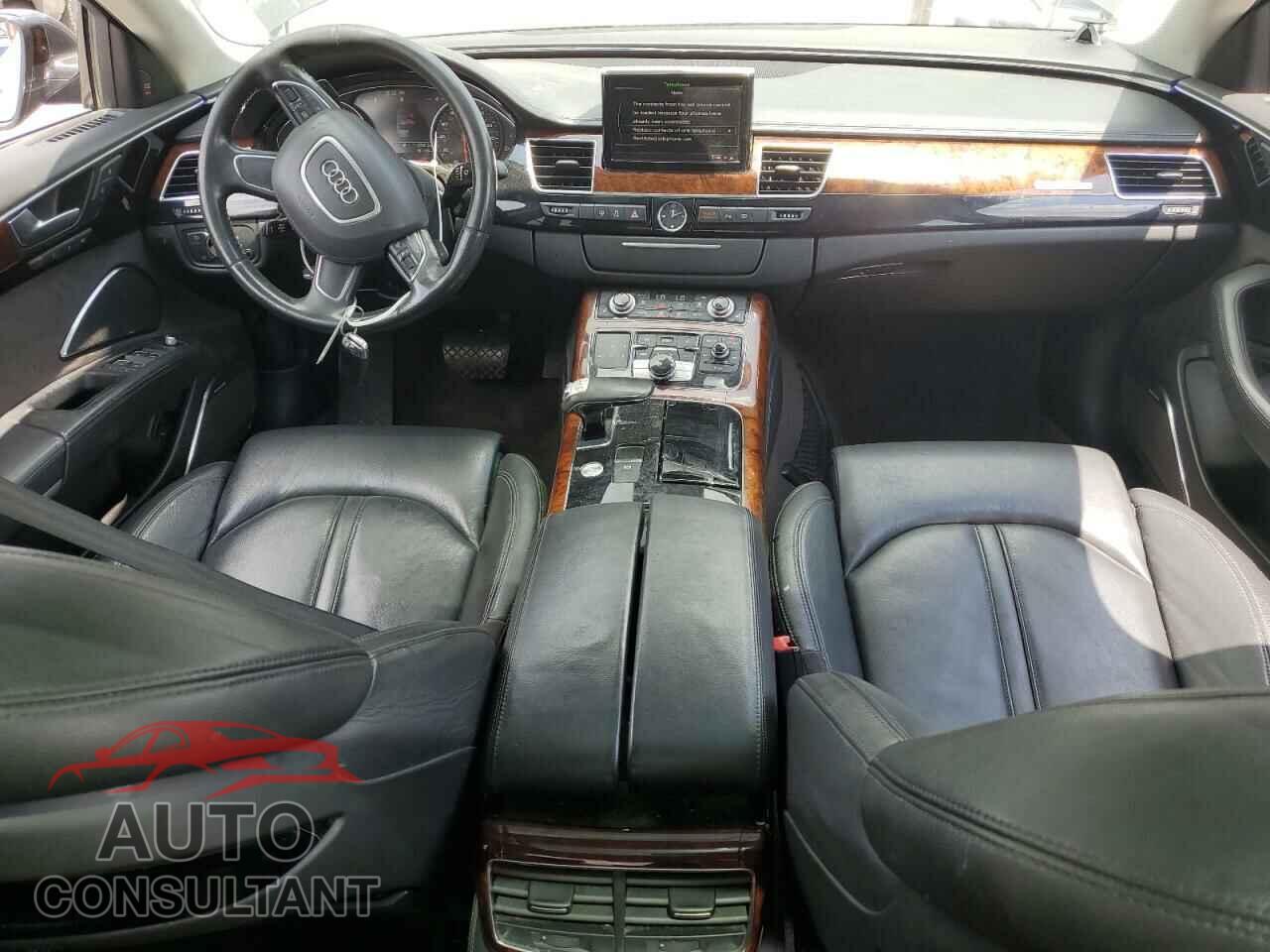 AUDI A8 2011 - WAURVAFD2BN004871