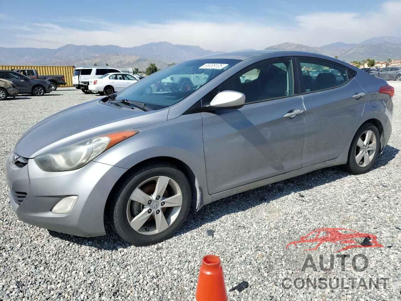 HYUNDAI ELANTRA 2013 - KMHDH4AE5DU487279