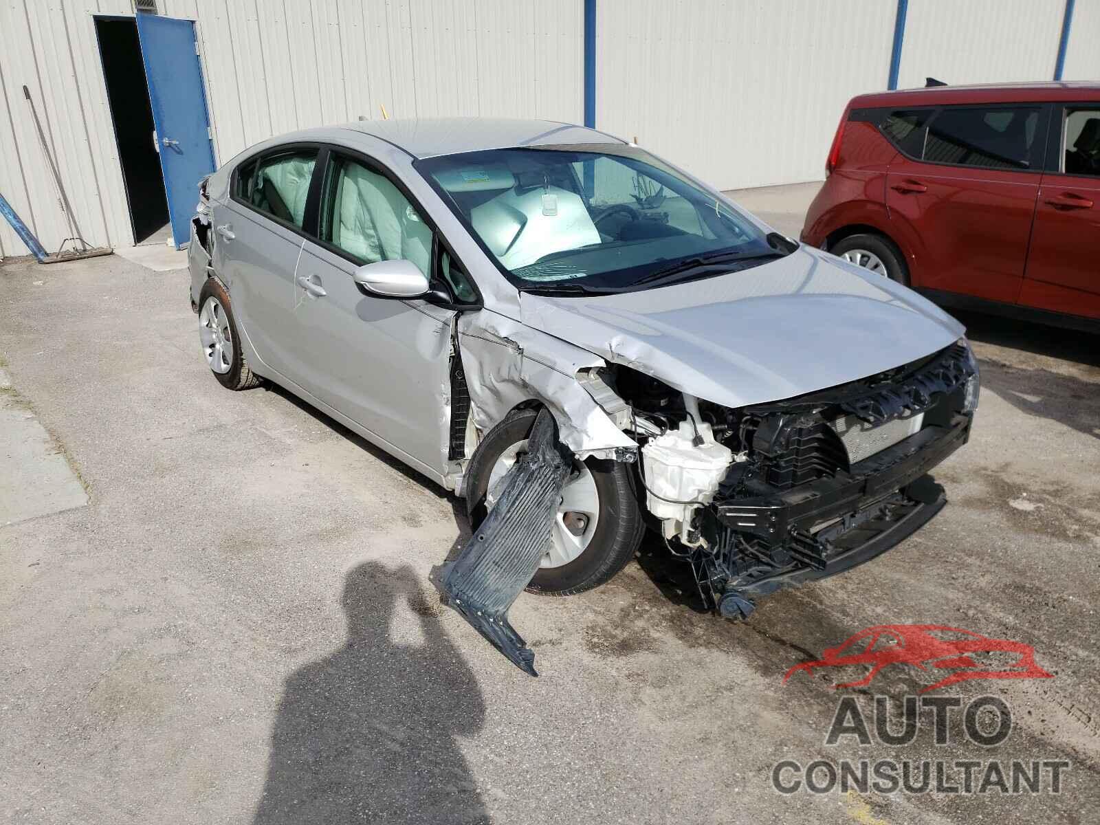 KIA FORTE 2017 - 3KPFL4A7XHE111596