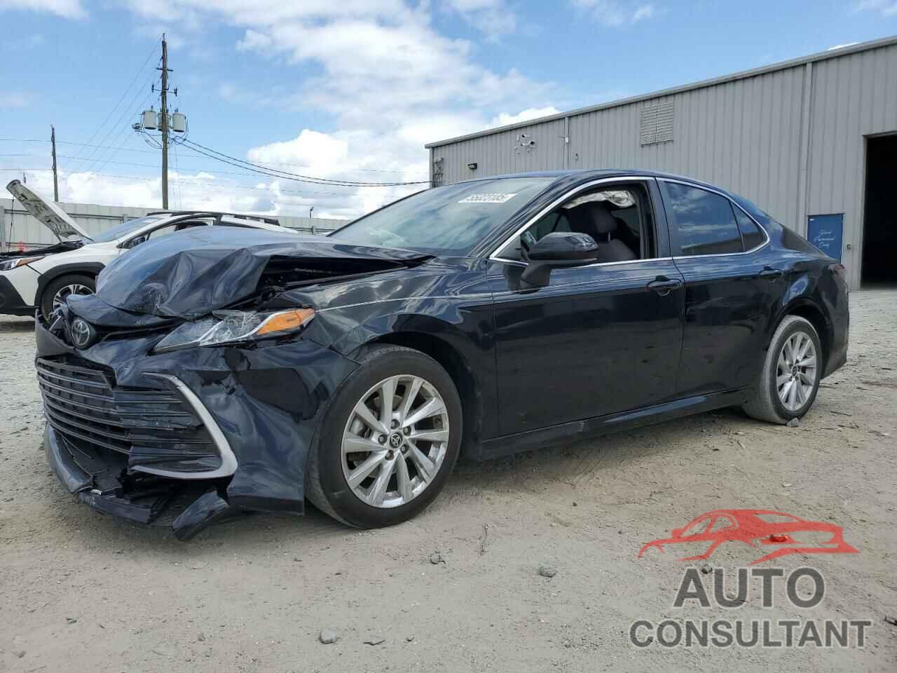 TOYOTA CAMRY 2023 - 4T1C11AK8PU765973