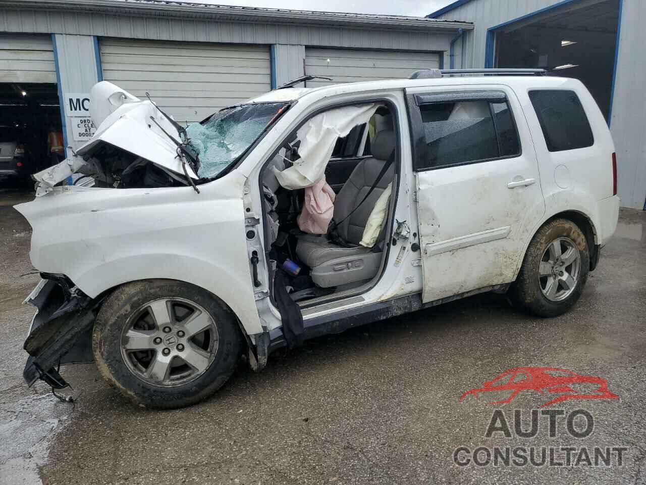HONDA PILOT 2011 - 5FNYF4H51BB045591