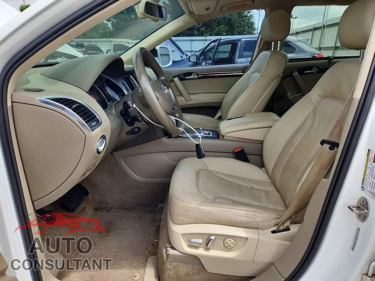AUDI Q7 2012 - WA1VMAFE9CD000699