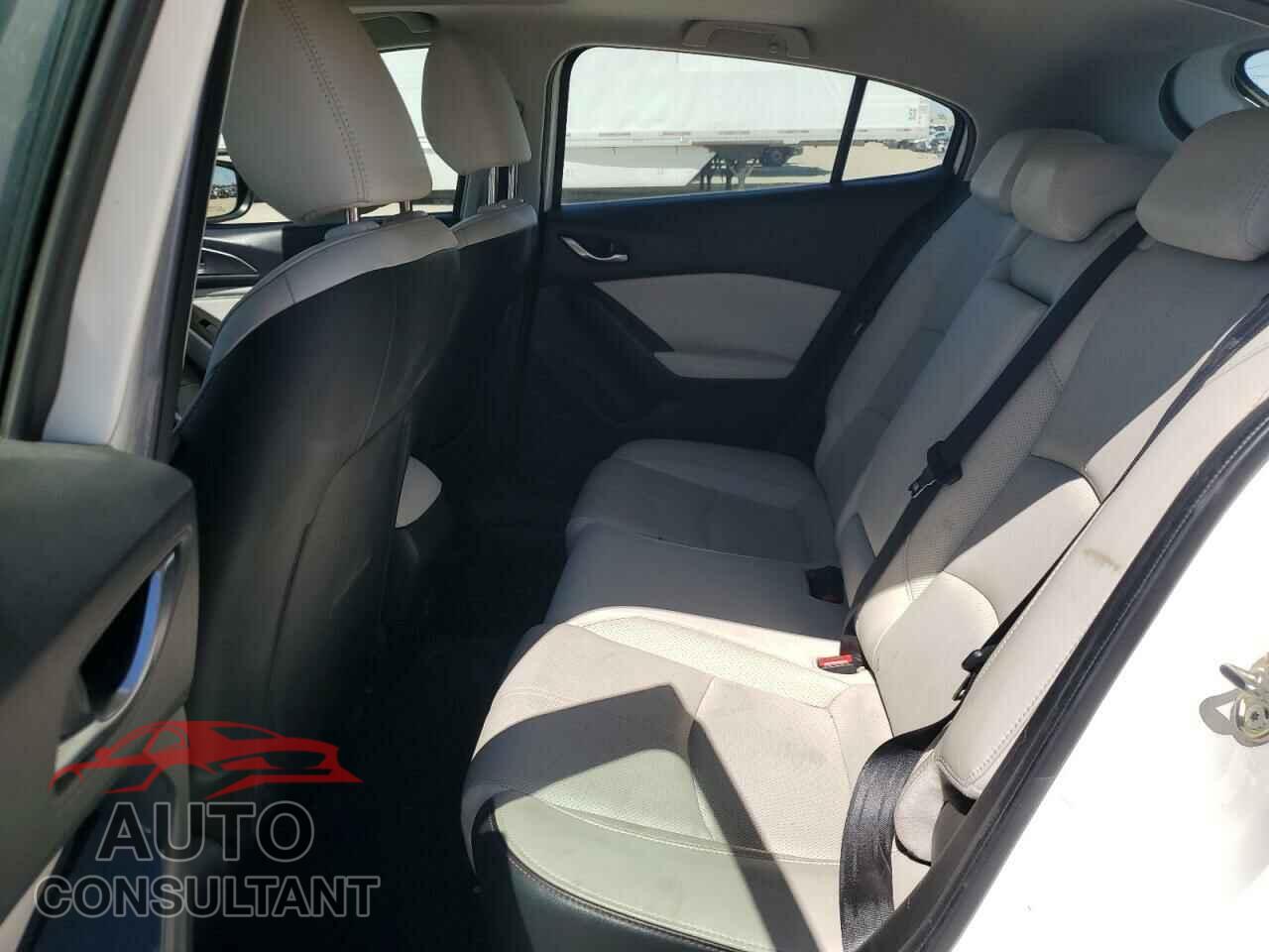 MAZDA 3 2017 - 3MZBN1M30HM128720