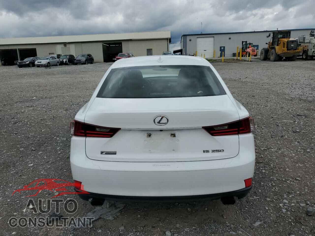 LEXUS IS 2015 - JTHBF1D23F5081109