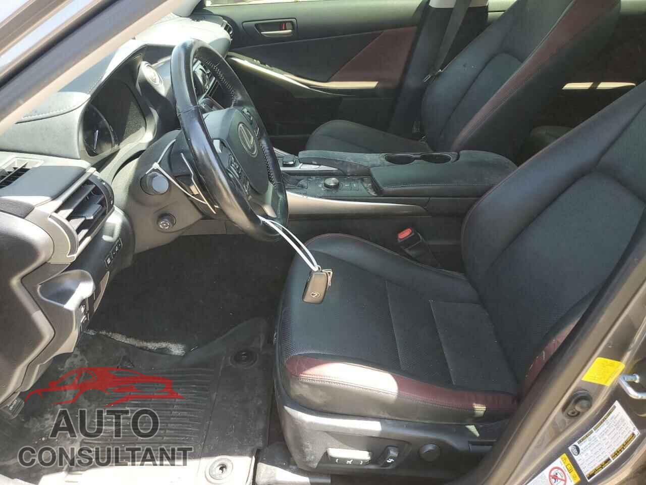 LEXUS IS 2017 - JTHCM1D29H5020280