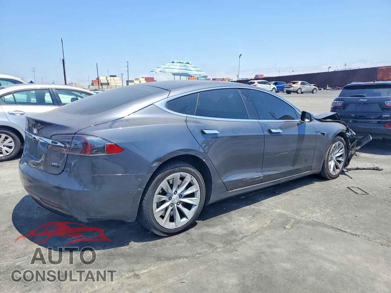 TESLA MODEL S 2018 - 5YJSA1E26JF296411