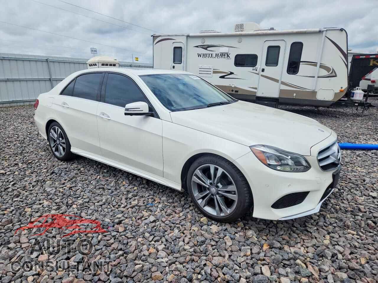 MERCEDES-BENZ E-CLASS 2014 - WDDHF8JB8EA907182