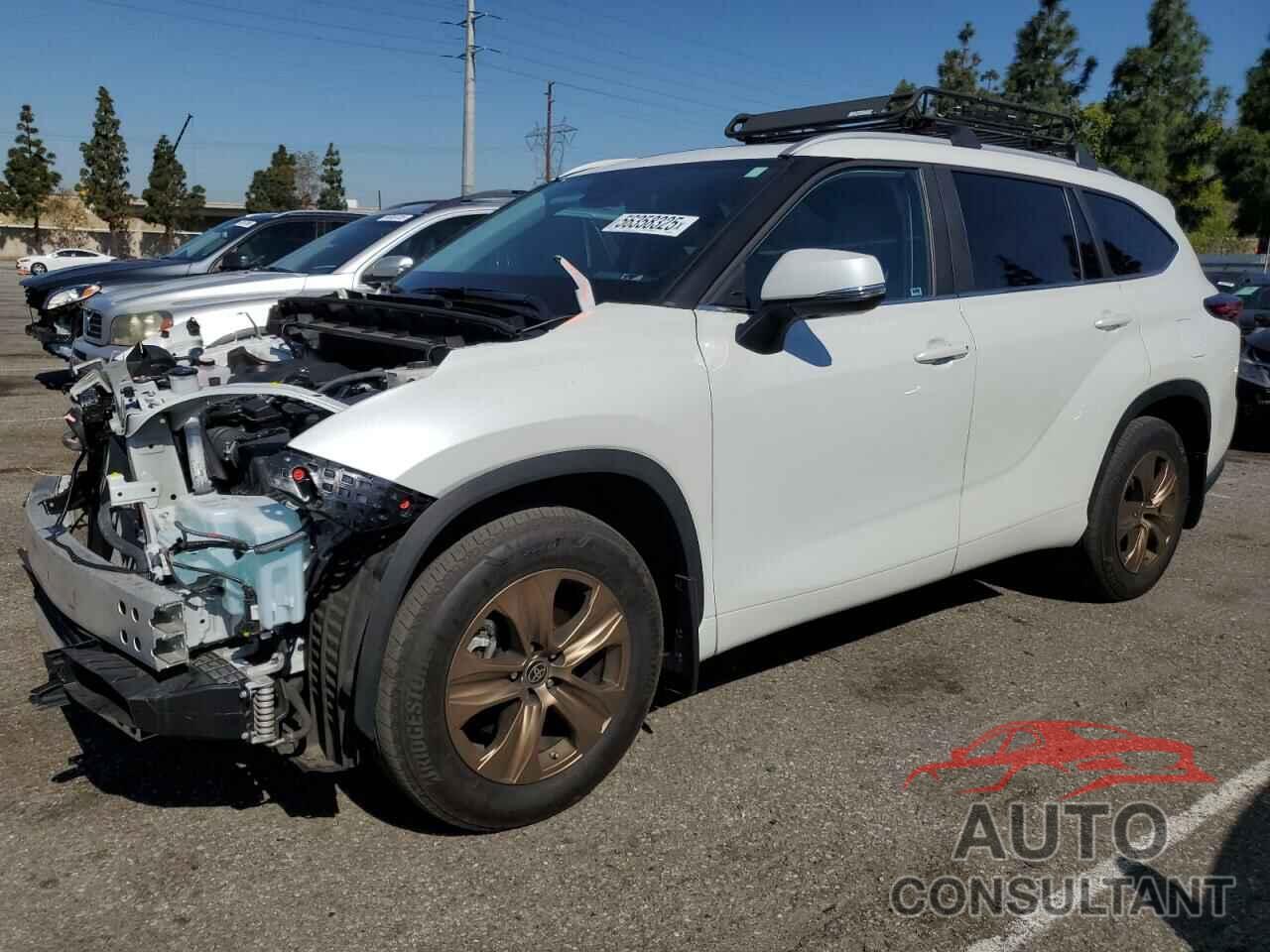 TOYOTA HIGHLANDER 2023 - 5TDAARAH6PS016835