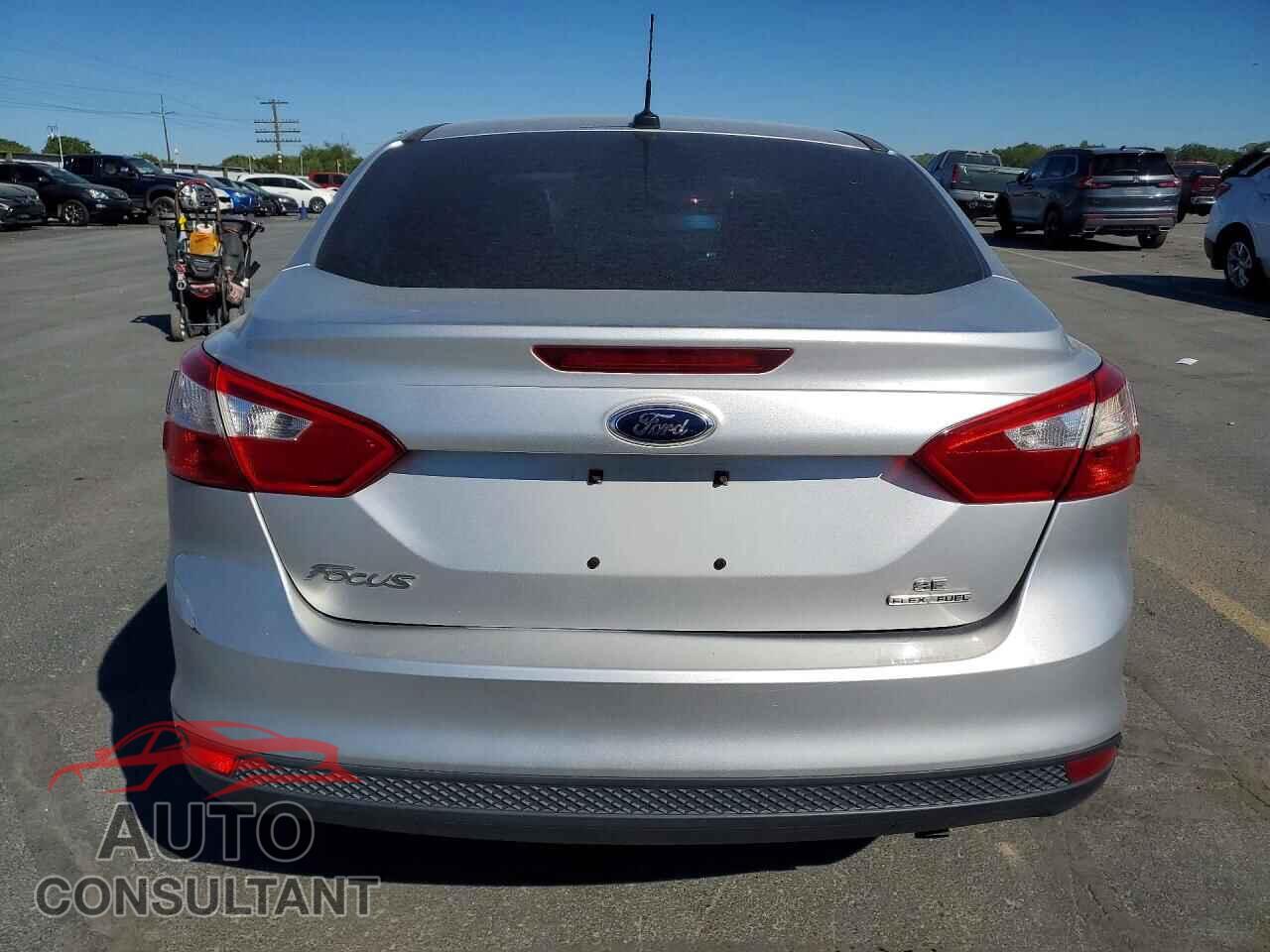 FORD FOCUS 2014 - 1FADP3F25EL390905