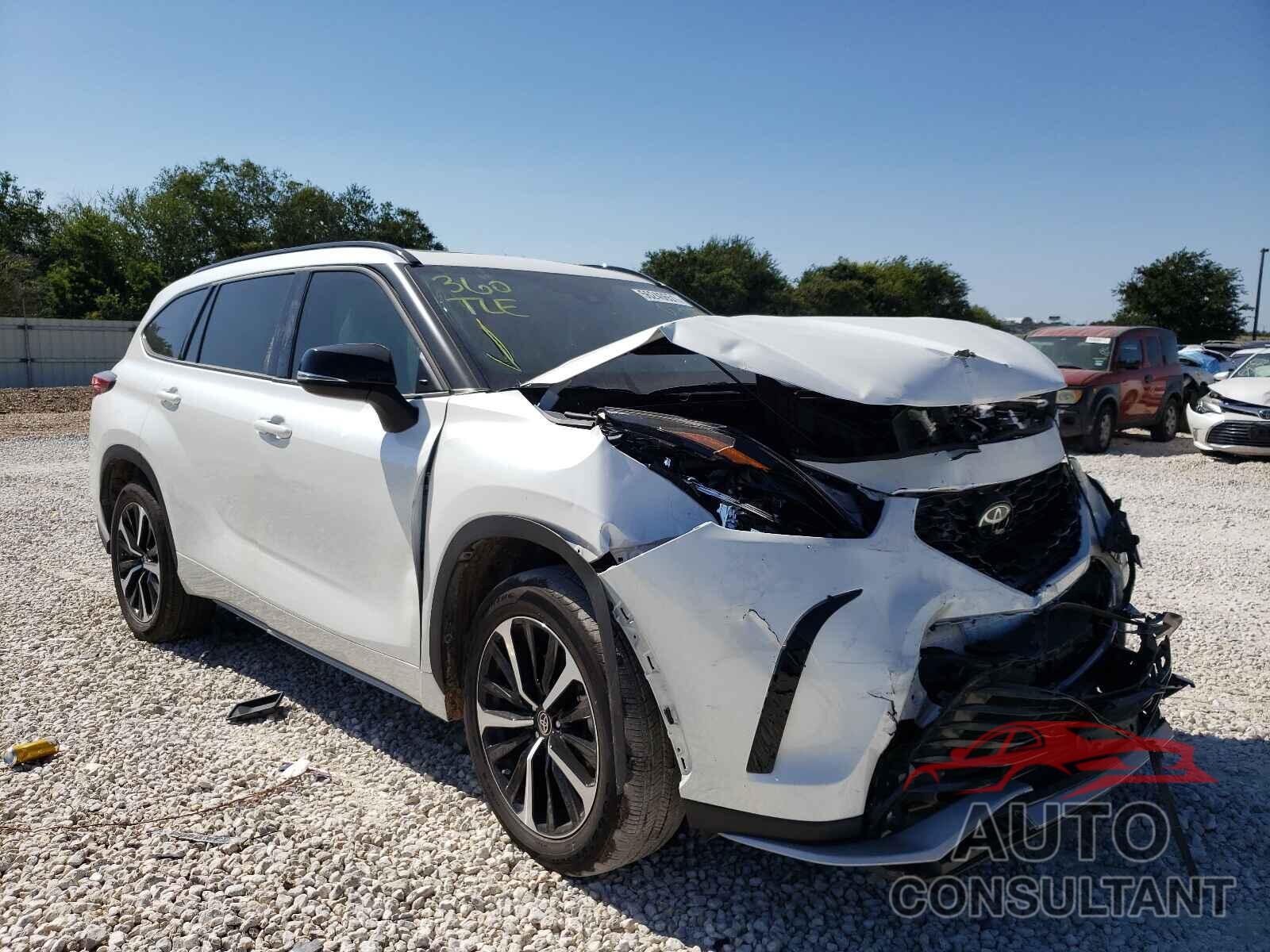 TOYOTA HIGHLANDER 2021 - 5TDLZRAH4MS037888