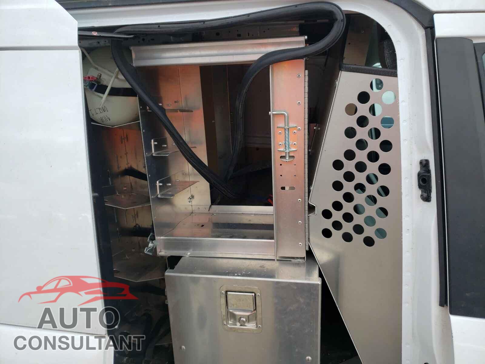 FORD TRANSIT CO 2018 - NM0LS7E70J1343499