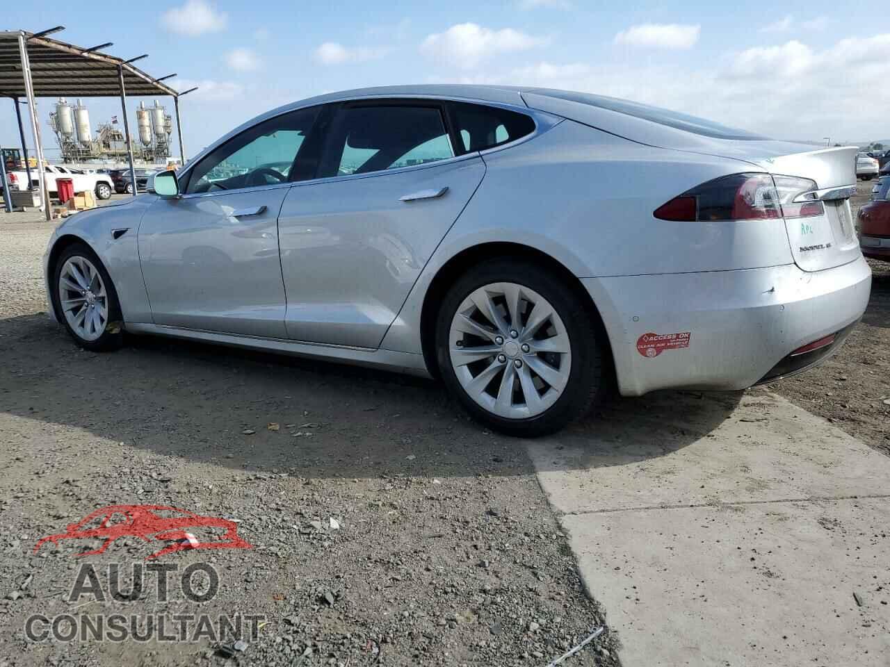 TESLA MODEL S 2018 - 5YJSA1E24JF265478