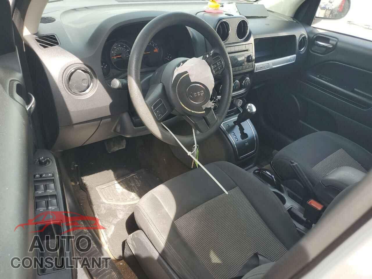 JEEP COMPASS 2017 - 1C4NJCBAXHD123108