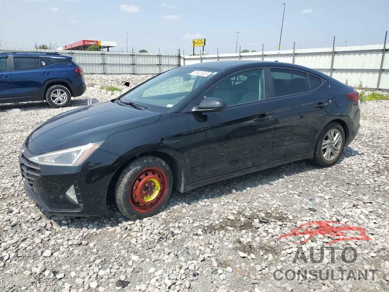 HYUNDAI ELANTRA 2019 - KMHD84LF4KU782070