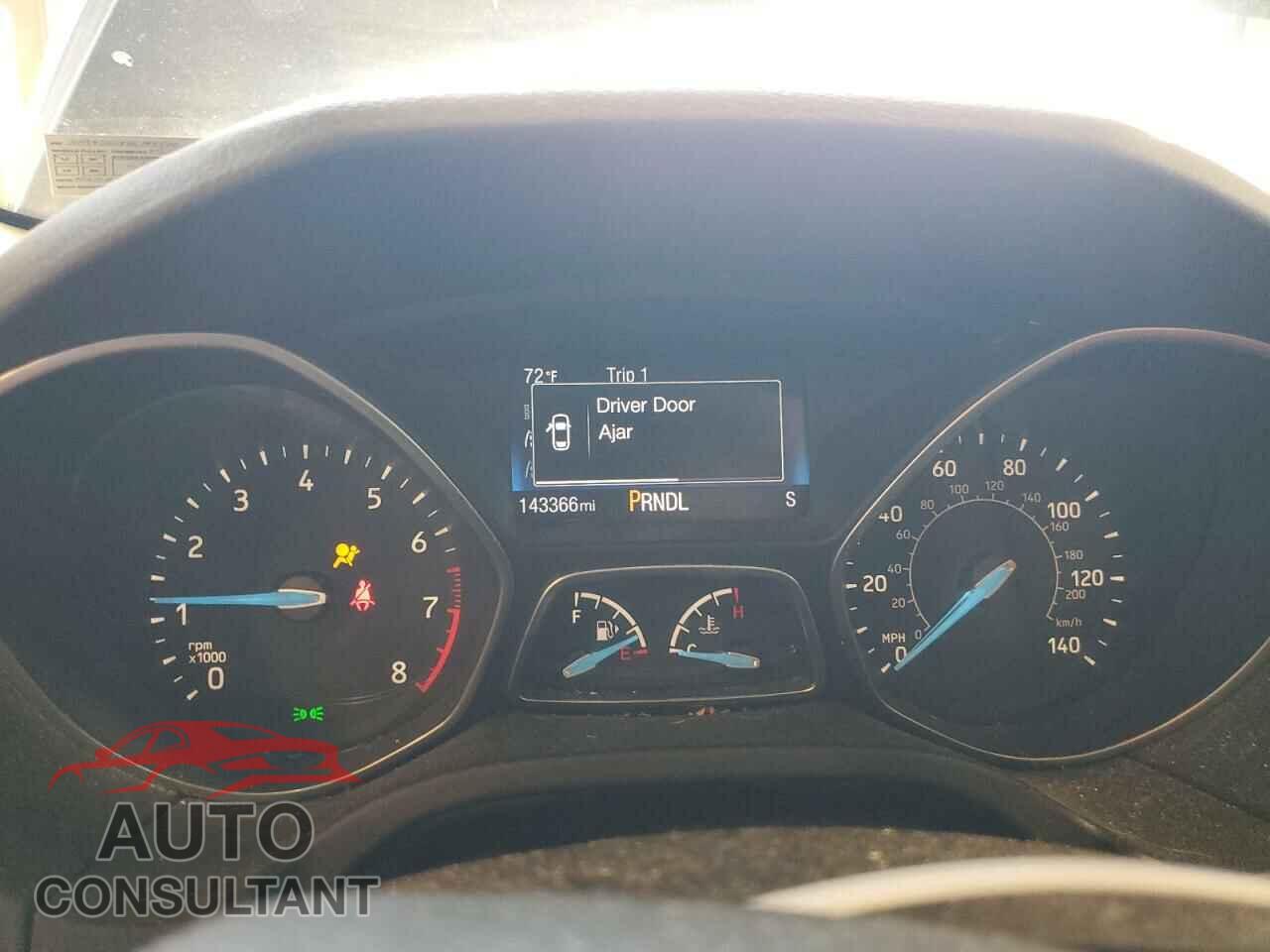 FORD FOCUS 2017 - 1FADP3K24HL286576