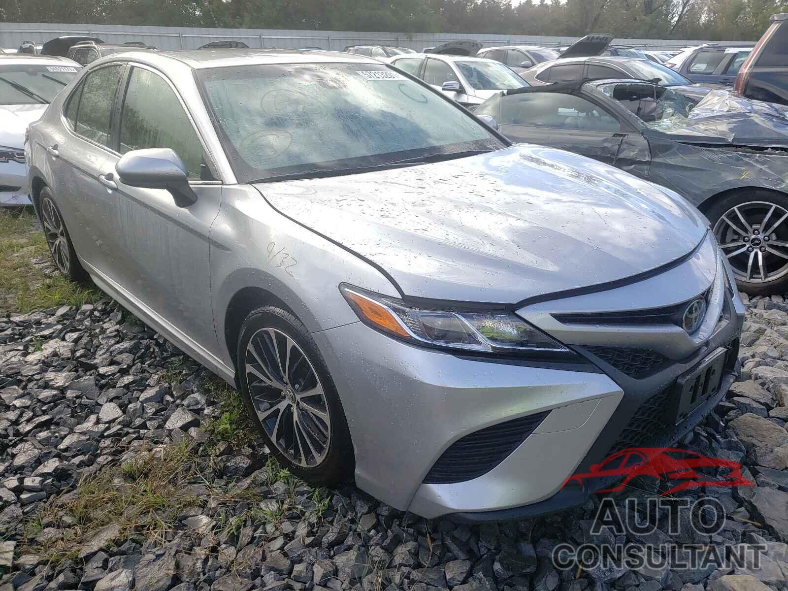 TOYOTA CAMRY 2018 - JTNB11HK7J3016080