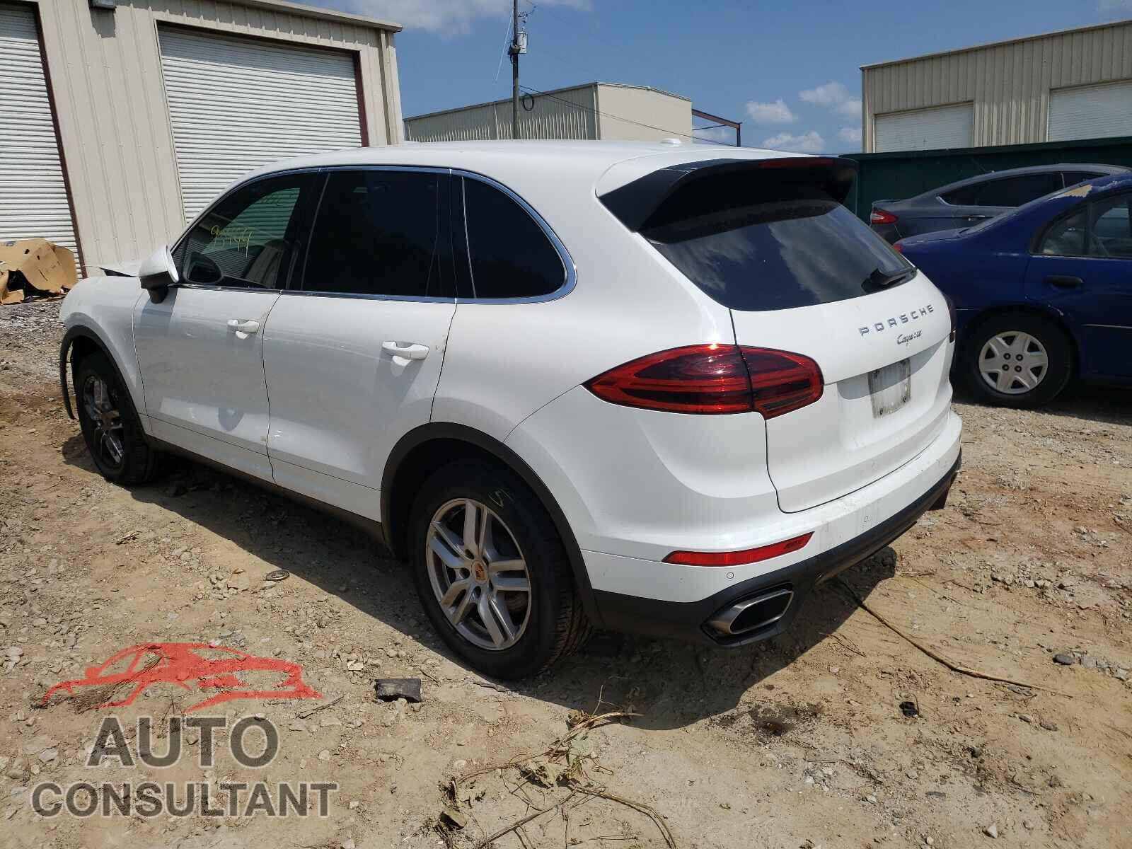 PORSCHE CAYENNE 2016 - WP1AA2A23GKA14159