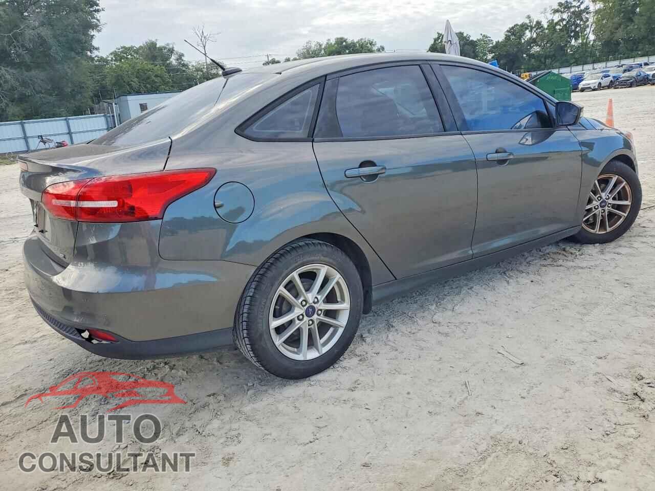 FORD FOCUS 2016 - 1FADP3F26GL242684