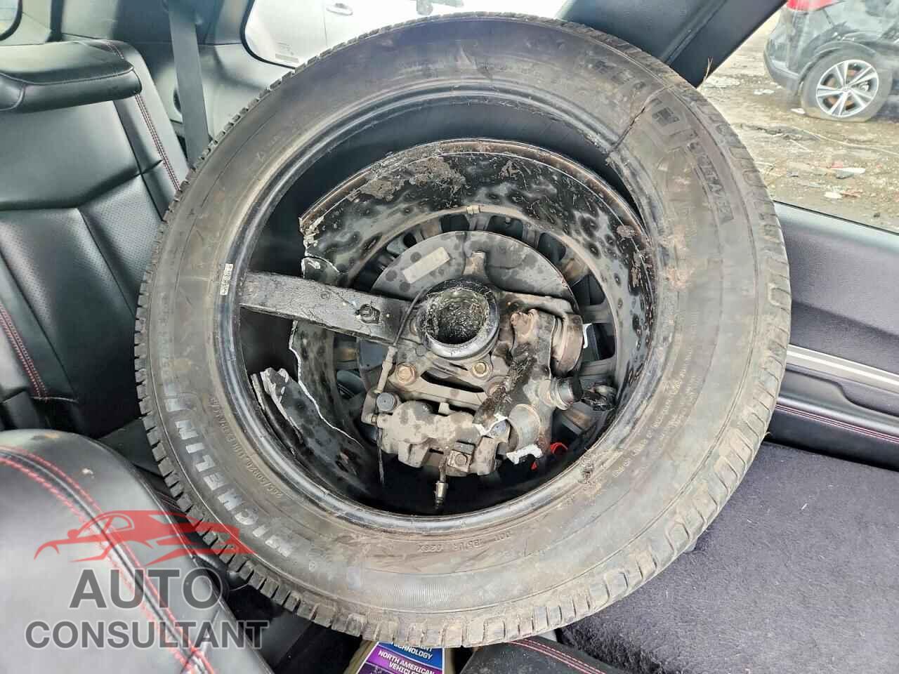 DODGE DURANGO 2015 - 1C4SDJCT7FC127974