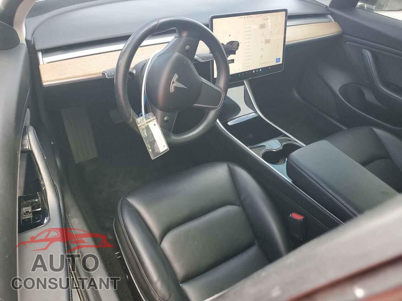 TESLA MODEL 3 2019 - 5YJ3E1EA4KF306547